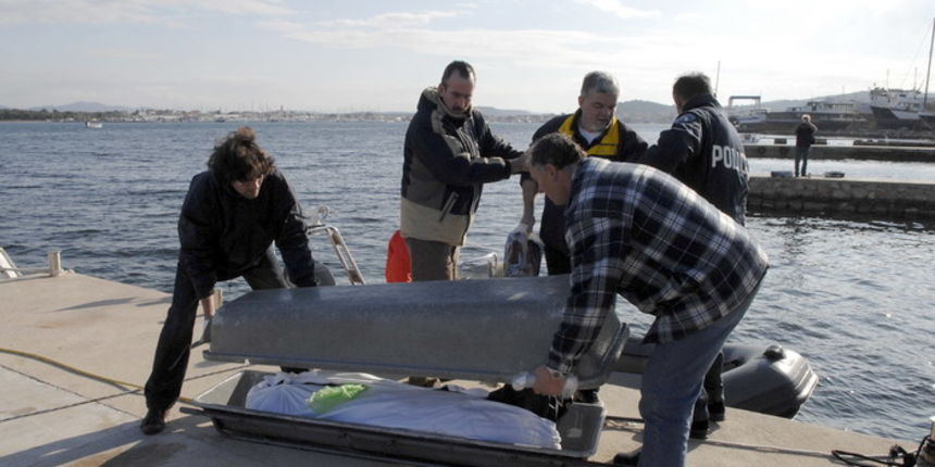 Murter: Pronadjen les, Niksa Stipanicev / CROPIX
