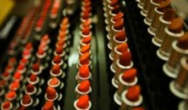 Zavodnički crvene usne za zimu (Metro-portal.hr)