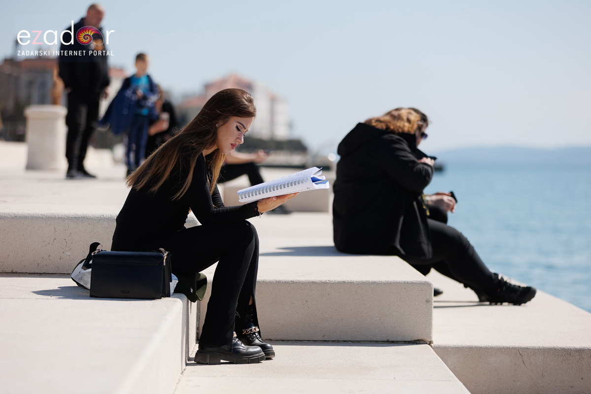 Đir po gradu, subotnja špica 19. ožujka 2022. Đir po gradu, subotnja špica 19. ožujka 2022.