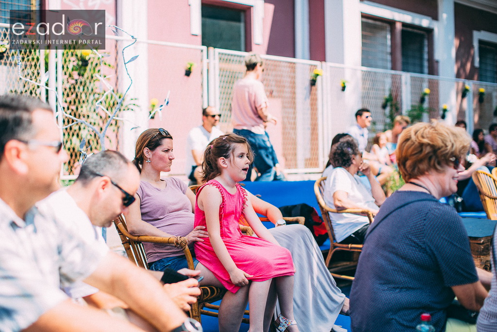 KvartArt: Jutro uz “Libretiće” i pripremanje staklenki sreće KvartArt: Jutro uz “Libretiće” i pripremanje staklenki sreće