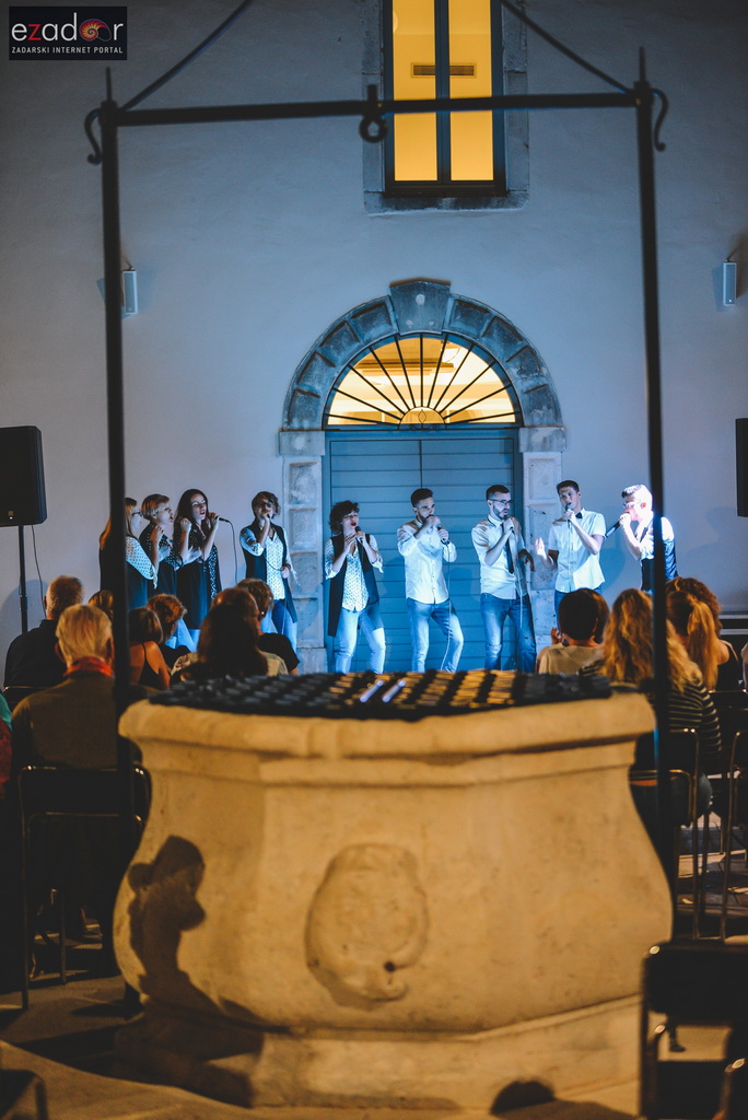 A.K.A. Crescendo @ Atrij palače Cedulin