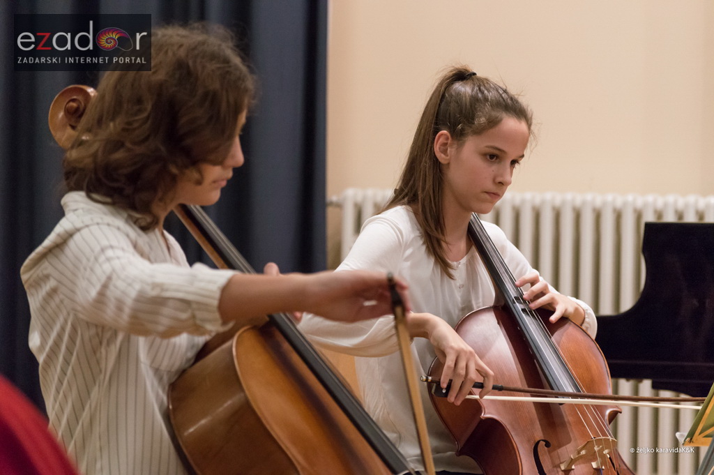 Božićni koncert mladih ansambala Glazbene škole Blagoje Bersa