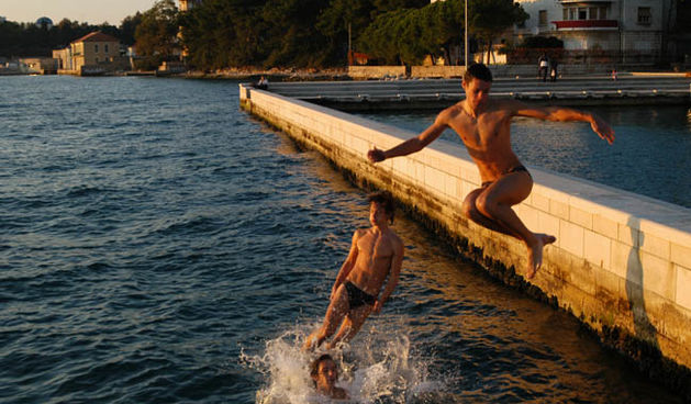 Bablje ljeto na bazenu Kolovare
