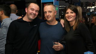 Friday Night Live: Cotton Club @ Famous Beach Bar & Grill 21. listopada 2016. Friday Night Live: Cotton Club @ Famous Beach Bar & Grill 21. listopada 2016.