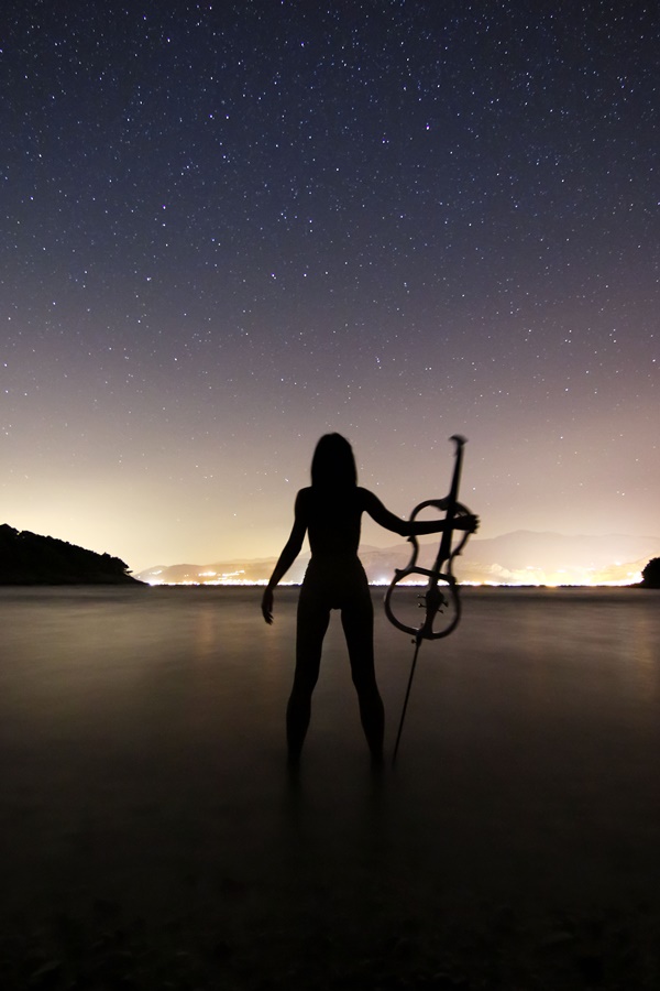 Ana Rucner u čarobnoj ulozi između mora i zvijezda Ana Rucner u čarobnoj ulozi između mora i zvijezda