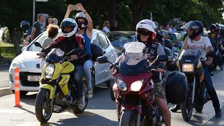 Defile bajkera ulicama Zadra u povodu 10. rođendana Moto kluba Beštije. Foto: Jadra NeveraZD Defile bajkera ulicama Zadra u povodu 10. rođendana Moto kluba Beštije. Foto: Jadra NeveraZD