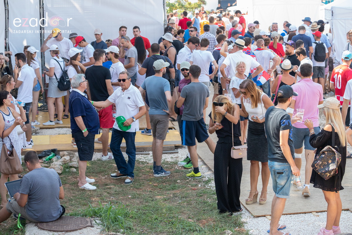Davis Cup: Vruća navijačka atmosfera u meču Ćilića i Querreya