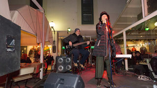 Doček 2017: Najluđa noć na zadarskom Poluotoku privukla više tisuća Zadrana i gostiju Doček 2017: Najluđa noć na zadarskom Poluotoku privukla više tisuća Zadrana i gostiju