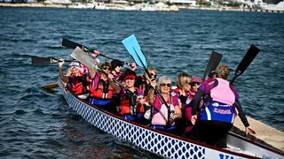 žene okupljene u Dragon Boat klubu nastavljaju svoju priču o hrabrosti, zdravlju i zajedništvu žene okupljene u Dragon Boat klubu nastavljaju svoju priču o hrabrosti, zdravlju i zajedništvu