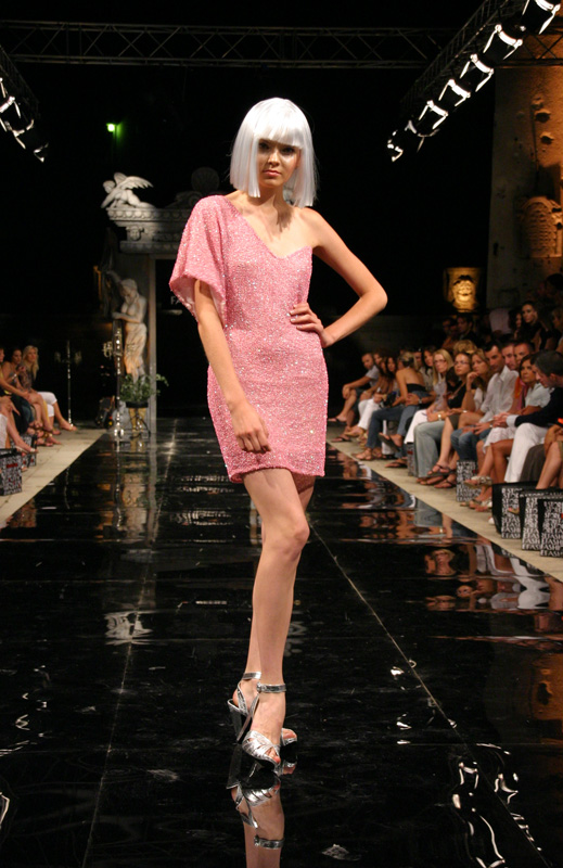 Image 1175329 (auto)