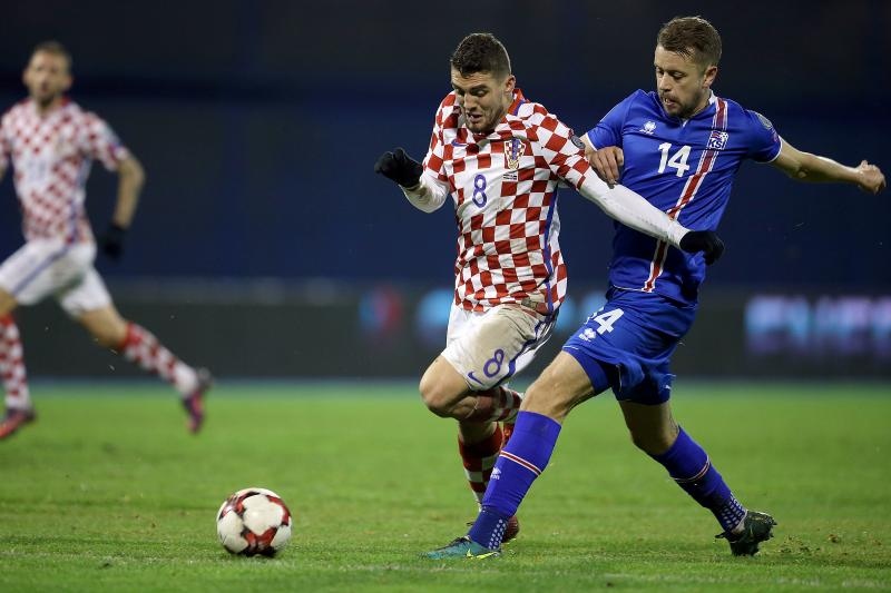 Image 379855 (auto) Image 379855 (auto)