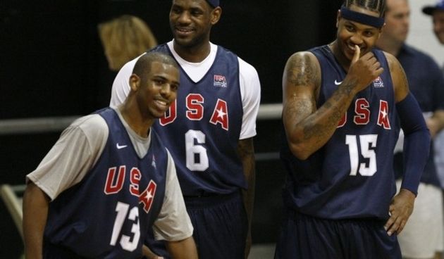 Cris Paul, LeBron James i Carmelo Anthony (Foto:Reuters)