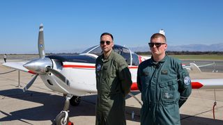 Zemunik: 20. obljetnica akrobatske grupe “Krila Oluje” Zemunik: 20. obljetnica akrobatske grupe “Krila Oluje”