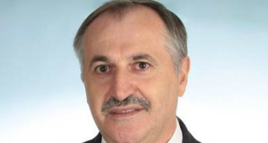 Image 4512482 (auto) Image 4512482 (auto)