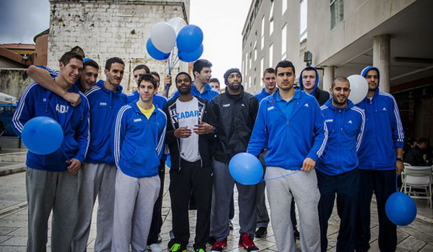 Druženje s košarkašima Zadra u Caffe baru Forum, Foto: Mia Čop