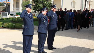 Dan županije: Polaganje vijenaca na Gradskom groblju Zadar Dan županije: Polaganje vijenaca na Gradskom groblju Zadar