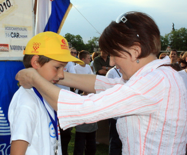 9. Olimpijski festival djecjih vrtica Zadarske zupanije: Nogometni turnir djevojcica i djecaka