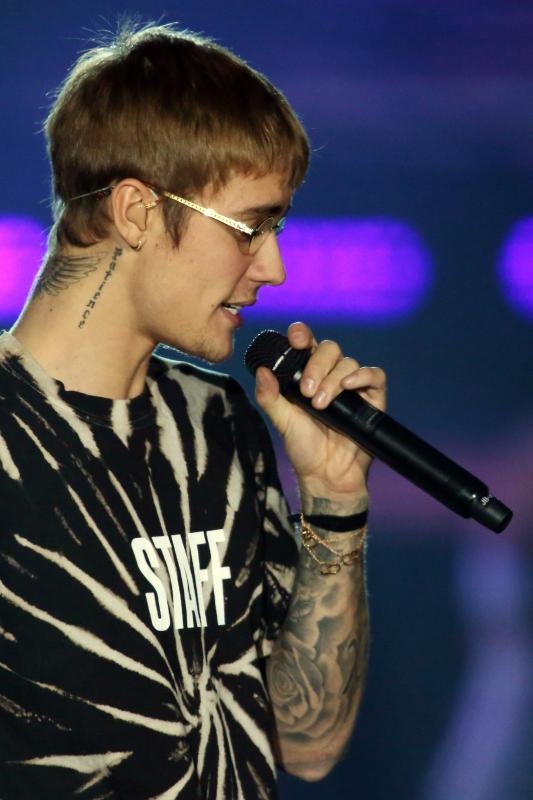 Image 379365 (auto) Image 379365 (auto)