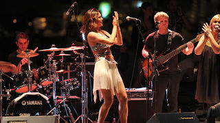 Severina na Ponton Festivalu, 30. srpnja (foto:Saša Čuka) Severina na Ponton Festivalu, 30. srpnja (foto:Saša Čuka)