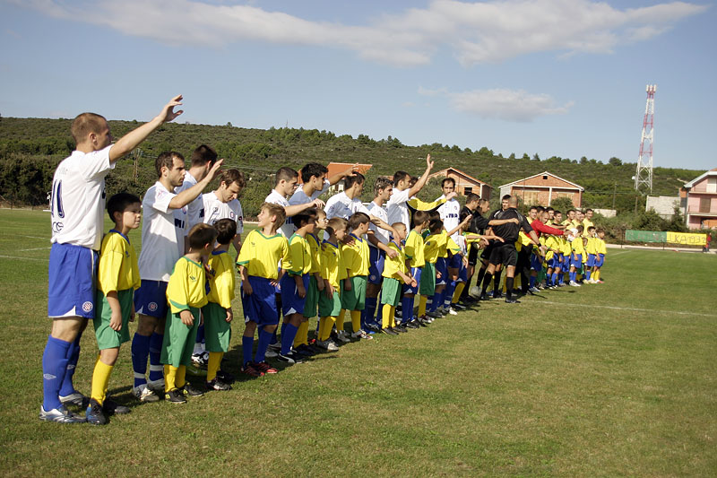 Hajduk – Zlatna Luka, Prijateljska utakmica povodom 75 godina osnivanja NK Zlatna luka