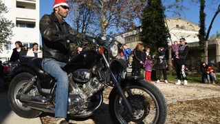 Bikeri moto kluba Bestije tradicionalno su posjetili i darivali djecu vrtica Latica