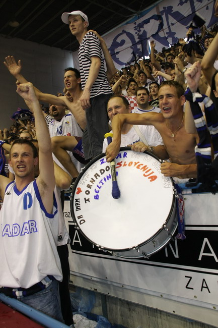 Jazine i Tornado: Prvaci za sva vremena!