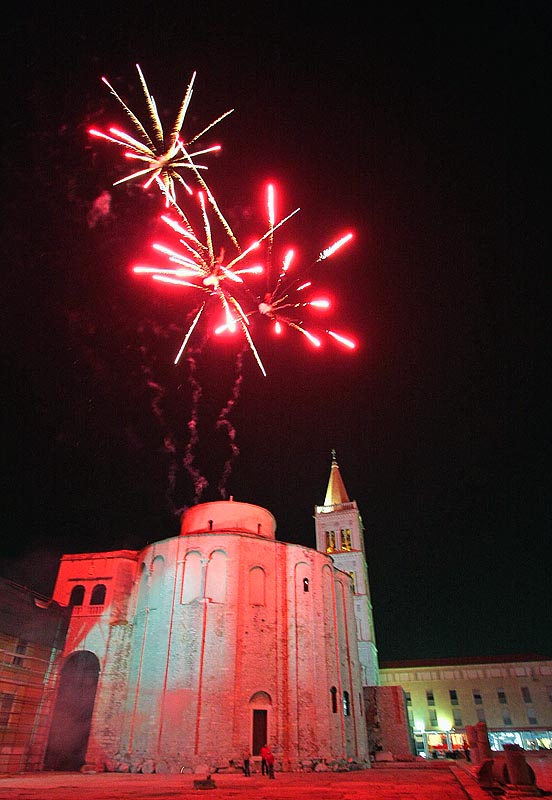 Novogodišnji vatromet u Zadru 2009. (foto: Marin Gospić)
