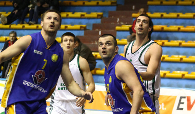 KK Sonik Puntamika – KK Vrijednosnice Darda 77-61