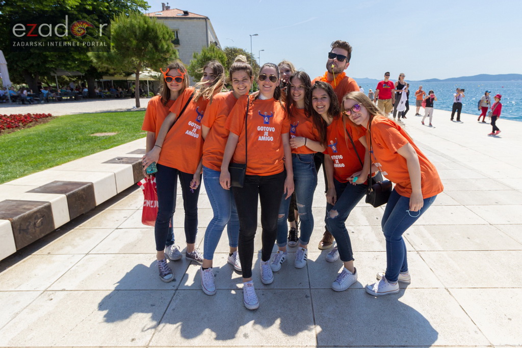 Ludijada zadarskih maturanata na Pozdravu suncu i Morskim orguljama