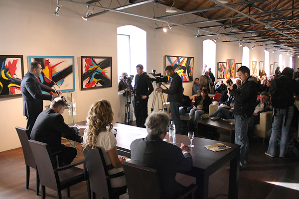 Image 1033347 (auto) Image 1033347 (auto)