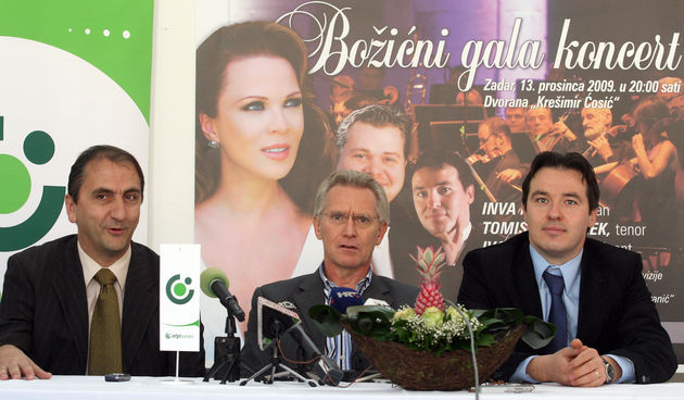 Pressica za najavu koncerta ( Foto: Vladimir Ivanov / CROPIX)