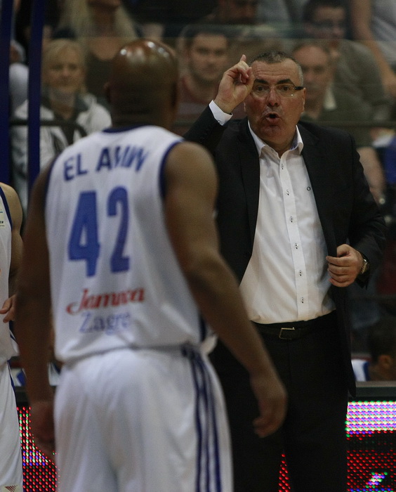 Zagreb, 150512.
KC Drazen Petrovic, Savska cesta.
Prva utakmica polufinala PH za kosarkase Cibona – Zadar.
Na fotografija: El-Amin Khalid i Jasmin Repesa.
Foto: Ronald Gorsic / CROPIX Zagreb, 150512.
KC Drazen Petrovic, Savska cesta.
Prva utakmica polufinala PH za kosarkase Cibona – Zadar.
Na fotografija: El-Amin Khalid i Jasmin Repesa.
Foto: Ronald Gorsic / CROPIX