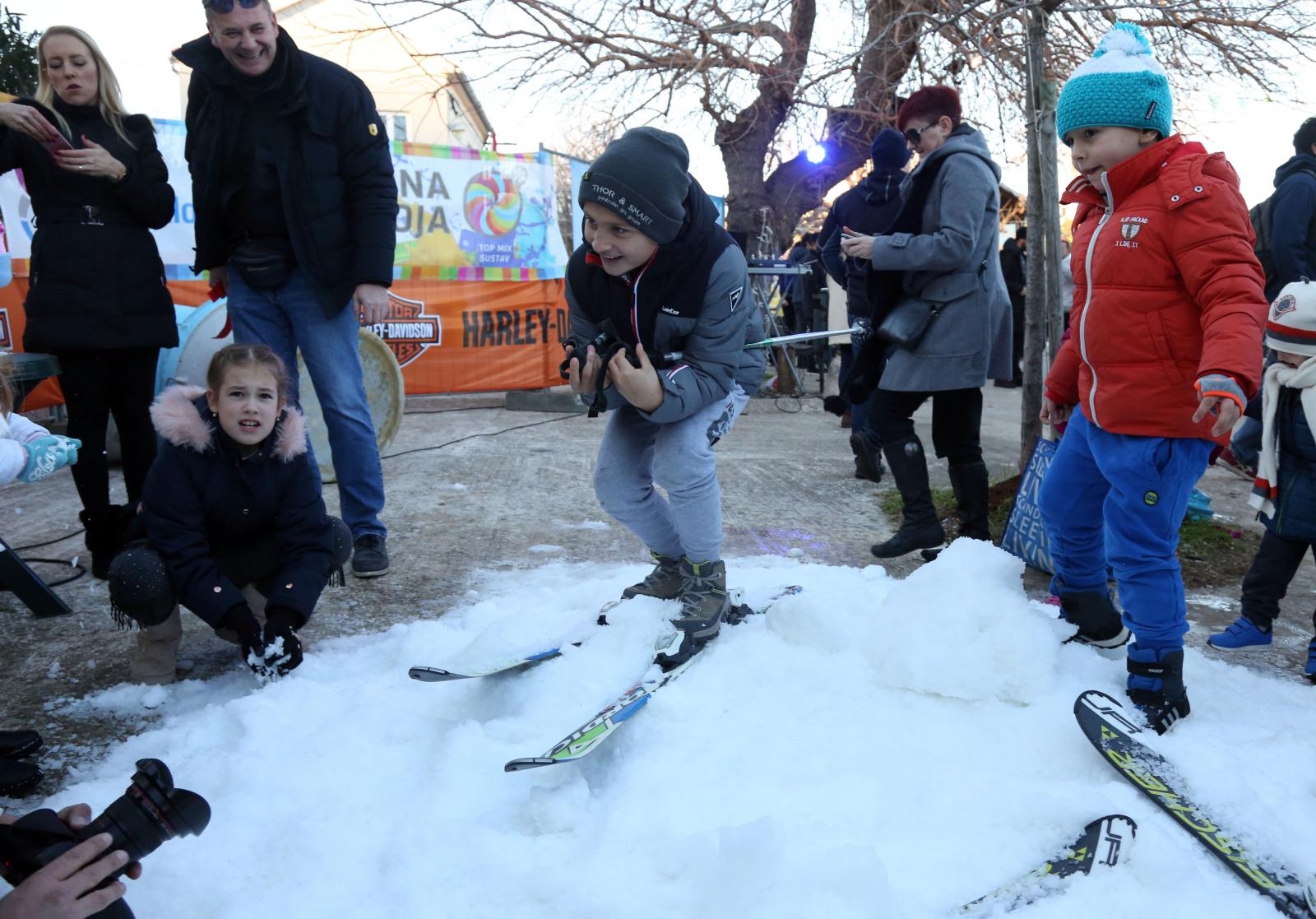 Skijaški spektakl u Velom Ižu: Pripreme za utrku “Iška kraljica”