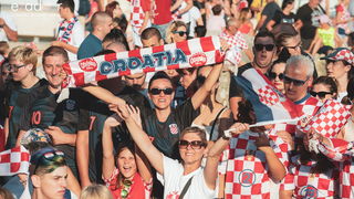 Zadar priredio čudesan doček svojim Vatrenim herojima (1)