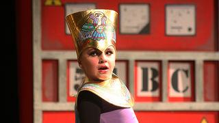 “Karnevalski vremeplov” plesne udruge “Gesta” (foto:Saša Čuka) “Karnevalski vremeplov” plesne udruge “Gesta” (foto:Saša Čuka)