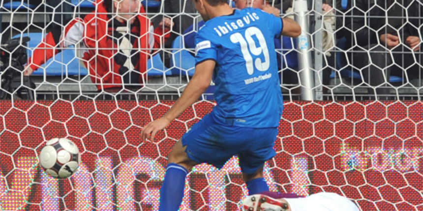 Vedad Ibišević (Foto:dpa@kicker.de) Vedad Ibišević (Foto:dpa@kicker.de)