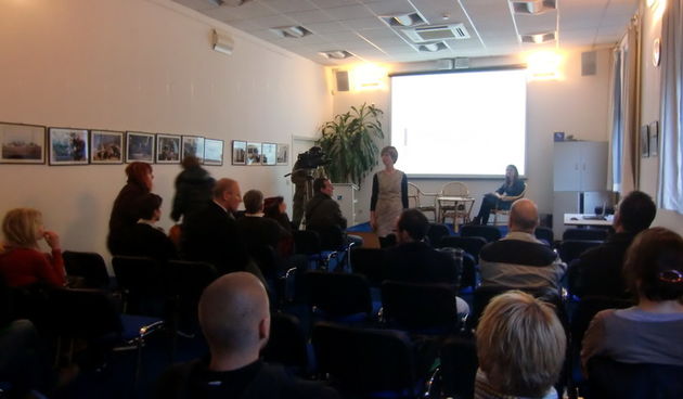 Karin Doolan, javna sociologija