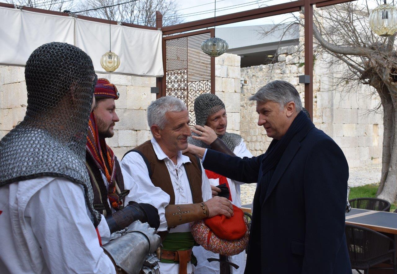 Otvorena prva Zimska škola tehničke kulture Zadarske županije u Maškovića hanu u Vrani Otvorena prva Zimska škola tehničke kulture Zadarske županije u Maškovića hanu u Vrani