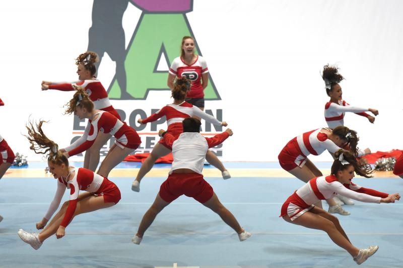 Zadar – U dvorani Krese Cosica na Visnjiku otvoreno je Europsko prvenstvo navijacica “European cheerleading championships 2015”. Danas i sutra svoje ce plesno akrobatske vjestine pokazati vise od 1500 natjecateljica. Photo: Dino Stanin/PIXSELL Zadar – U dvorani Krese Cosica na Visnjiku otvoreno je Europsko prvenstvo navijacica “European cheerleading championships 2015”. Danas i sutra svoje ce plesno akrobatske vjestine pokazati vise od 1500 natjecateljica. Photo: Dino Stanin/PIXSELL