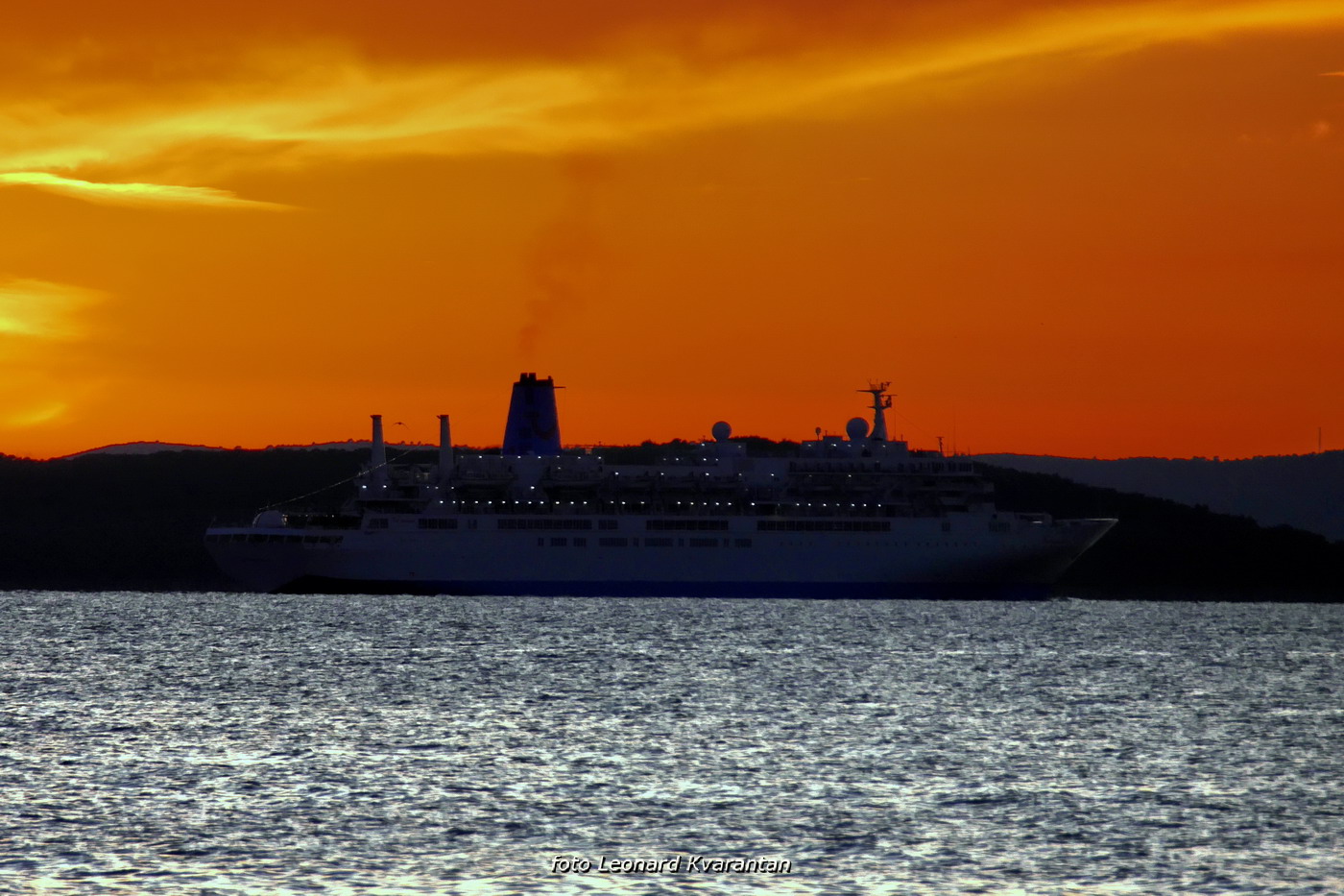 Prekrasan listopadski zalazak sunca u Zadru Prekrasan listopadski zalazak sunca u Zadru