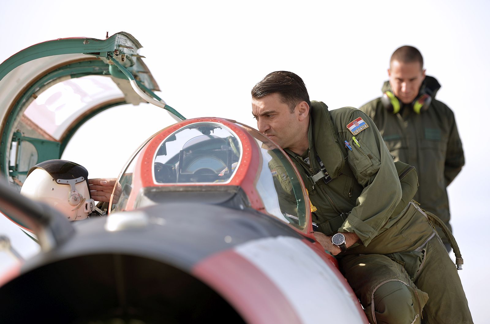 Vježbe pilota borbenih MIG-ova Vježbe pilota borbenih MIG-ova