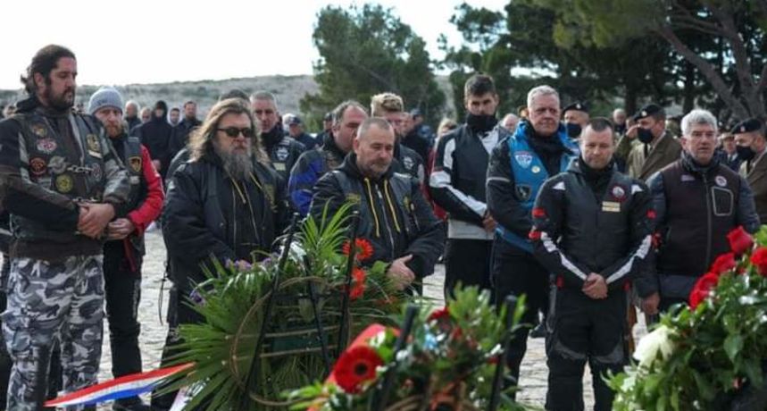 Od mosta do mosta bajkeri Od mosta do mosta bajkeri