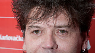 Karlovacko live: Halid Beslic i Crvena jabuka u dvorani Kresimir Cosic u Zadru, Foto: Leo Banic Karlovacko live: Halid Beslic i Crvena jabuka u dvorani Kresimir Cosic u Zadru, Foto: Leo Banic