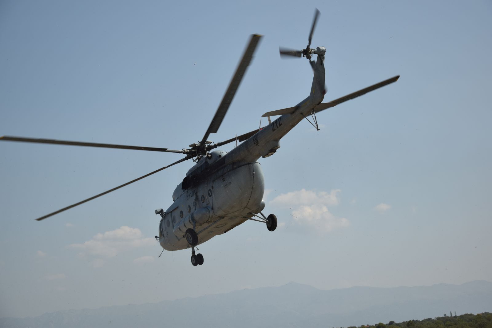 Helikopter HRZ-a poletio sa srcem za transplantaciju u Zagreb