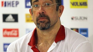 Zadar, 180710.
Dvorana Kresimira Cosica na Visnjiku.
Kosarkaska utakmica za 3.mjesto Prvenstva Europe do 20 godina izmedju Hrvatske i Spanjolske.
Na fotografiji : trener Spanjolske Huan Antonio Orenga
Foto : Vladimir Ivanov / CROPIX