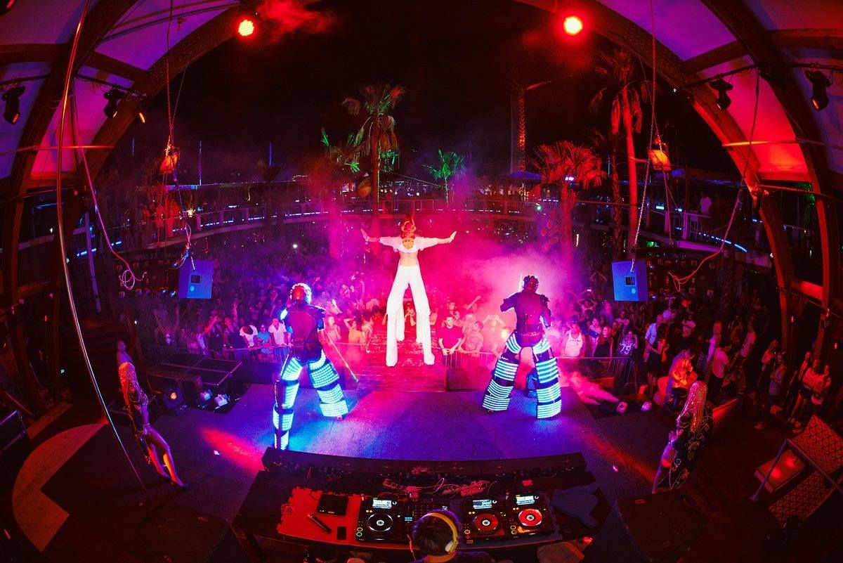 Spektakularni show La Fiesta! Spektakularni show La Fiesta!