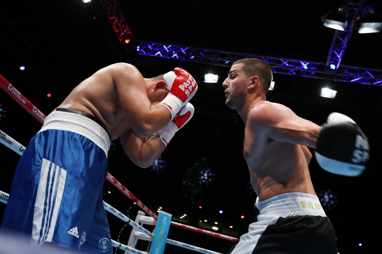 Josip Bepo Filipi pobjedio Srbina Predraga Jevtića u prvom profesionalnom meču