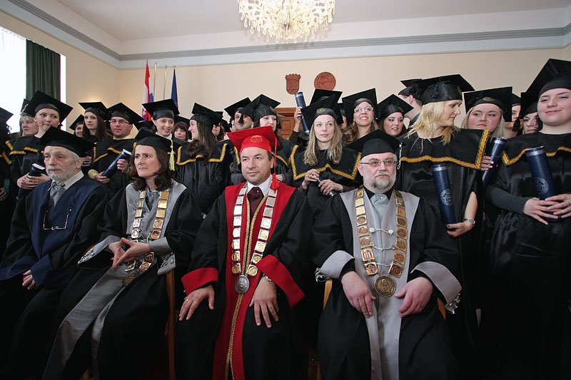 Promocija diplomiranih studenata, 7. ožujka 2009. (foto: Marin Gospić)