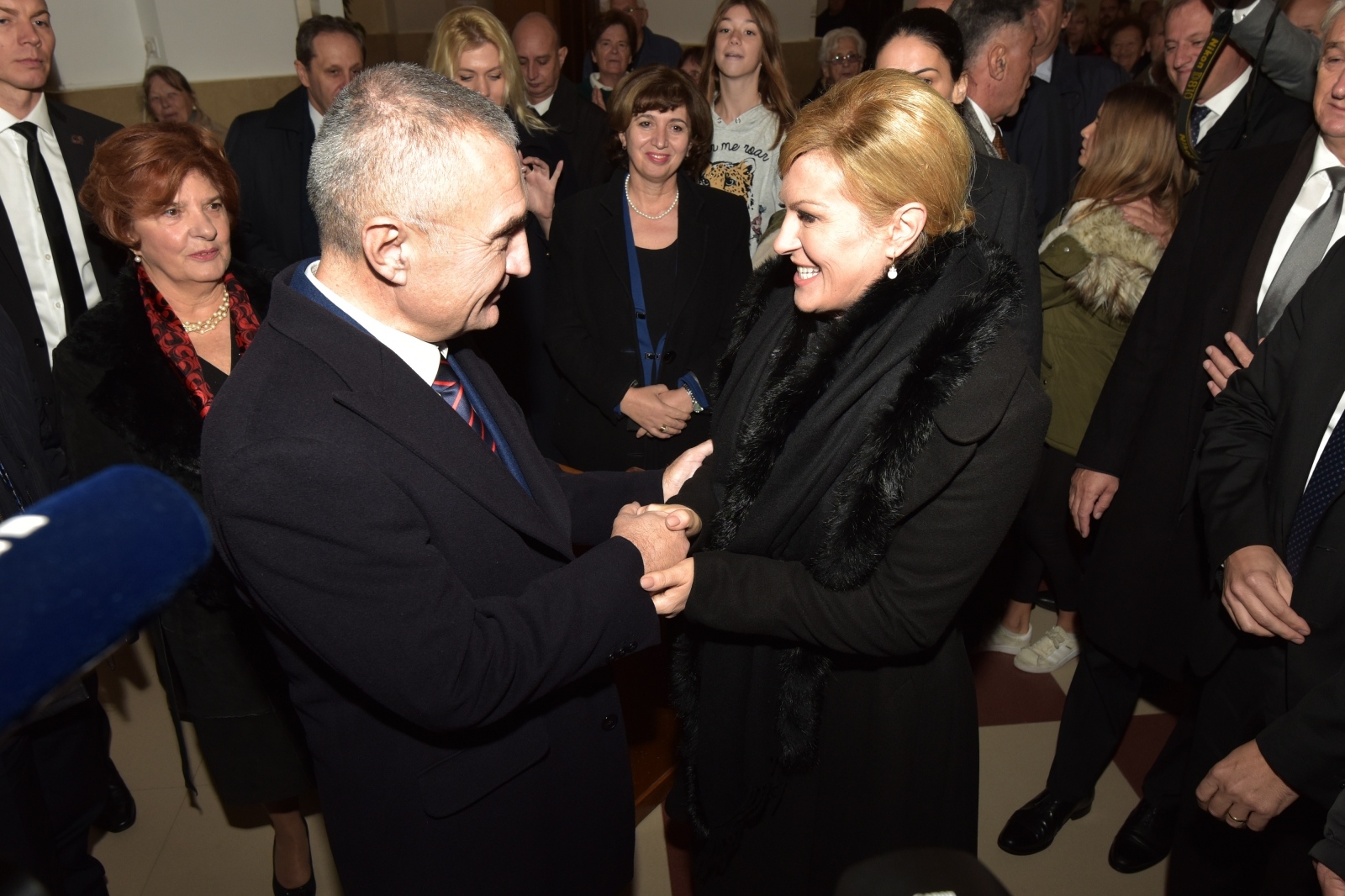 Kolinda Grabar Kitarović s albanskim predsjednikom susrela se sa stanovnicima Arbanasa Kolinda Grabar Kitarović s albanskim predsjednikom susrela se sa stanovnicima Arbanasa