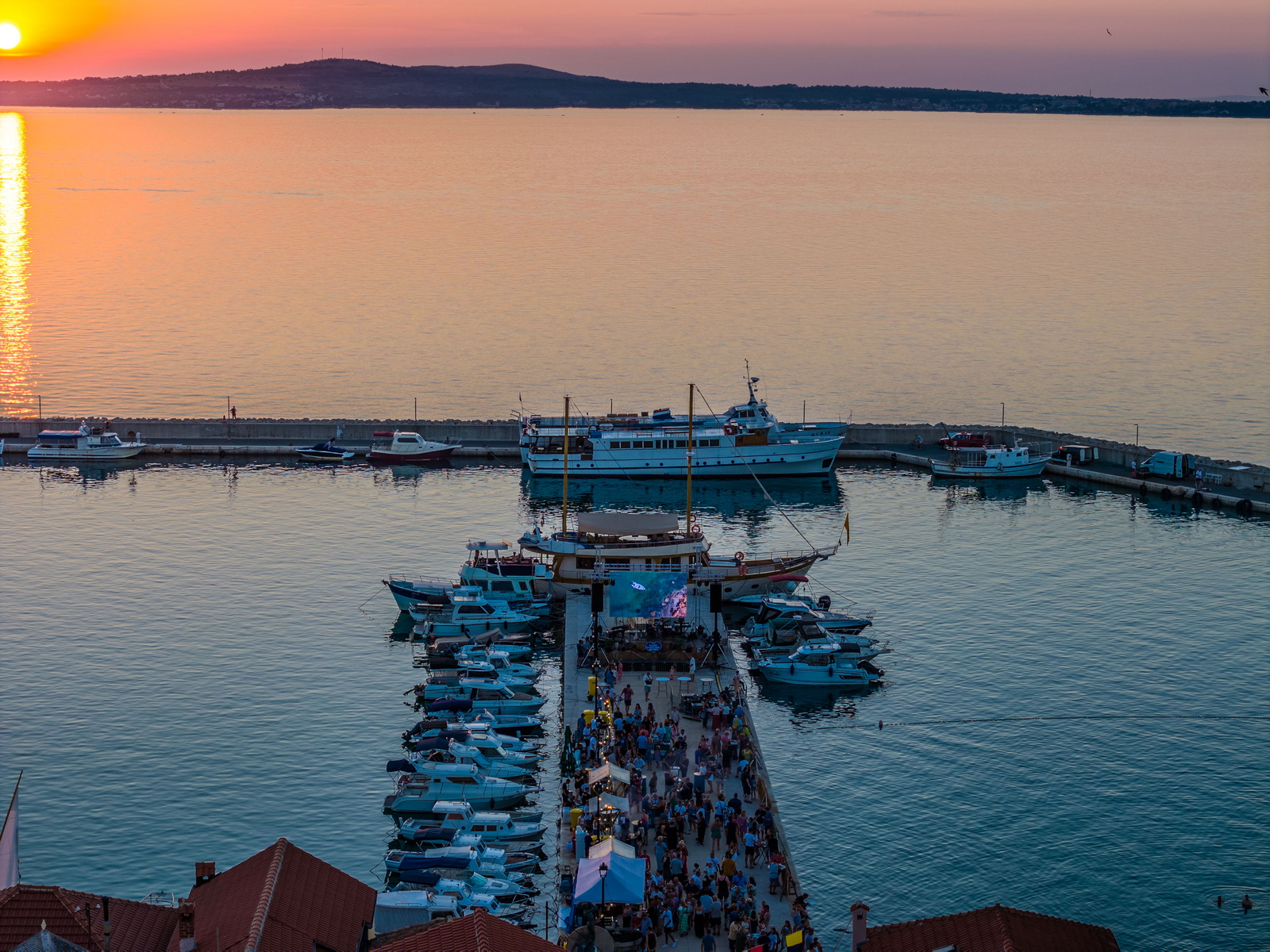 Noć privlačkih ribara i sabunjara 2024 @ luka Stari porat Noć privlačkih ribara i sabunjara 2024 @ luka Stari porat